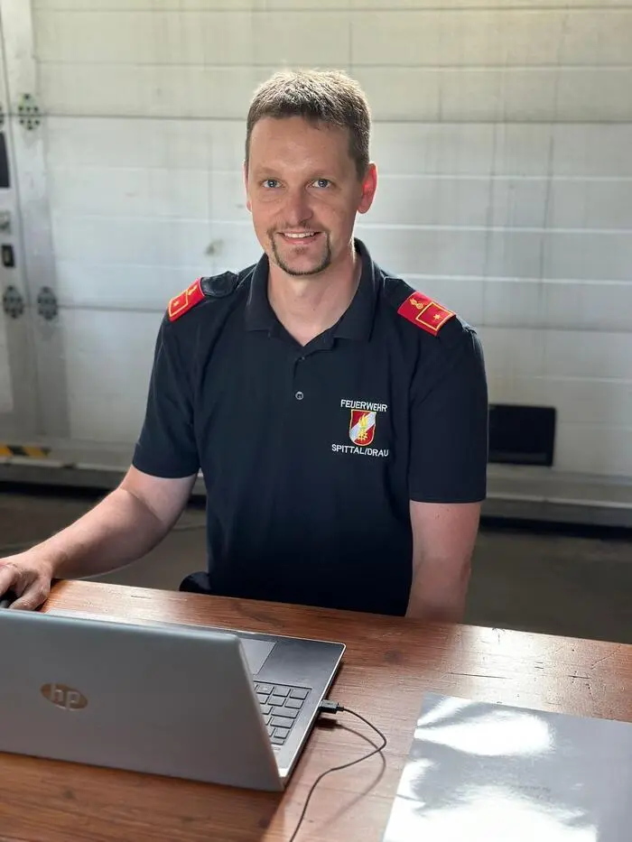 Stefan Agrinz ist Bezirkssekretär der Feuerwehr Spittal
