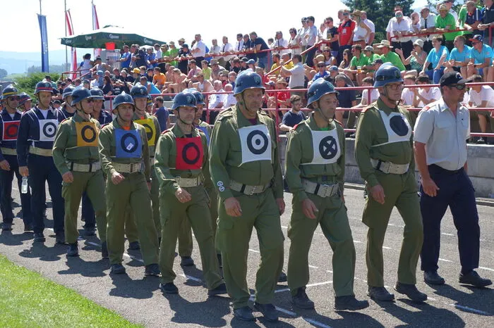 Auch am Samstag strahlte die Sonne vom Himmel und heizte den Feuerwehrteams beim 55. Landesfeuerwehr-Leistungsbewerb zusätzlich ein.