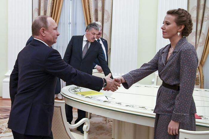 Xenia Sobtschak ist die Tochter von Anatoli Sobtschak, der als Putins Mentor gilt