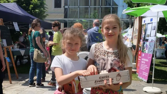 Von Erdbeeren über Grillspezialitäten bis hin zu Sprossen war für alle Geschmäcker etwas dabei.