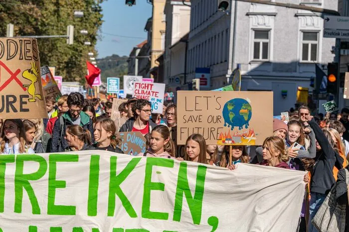 Laut Polizeischätzungen waren rund 400 Personen bei der Demo-Veranstaltung dabei.
