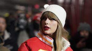 Taylor Swift bei einem Football-Spiel ihres Partner Travis Kelce