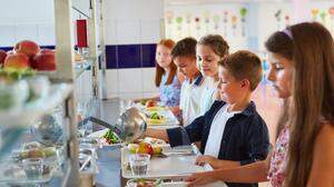 Gesundes Mittagessen: ferner Traum an vielen Schulen