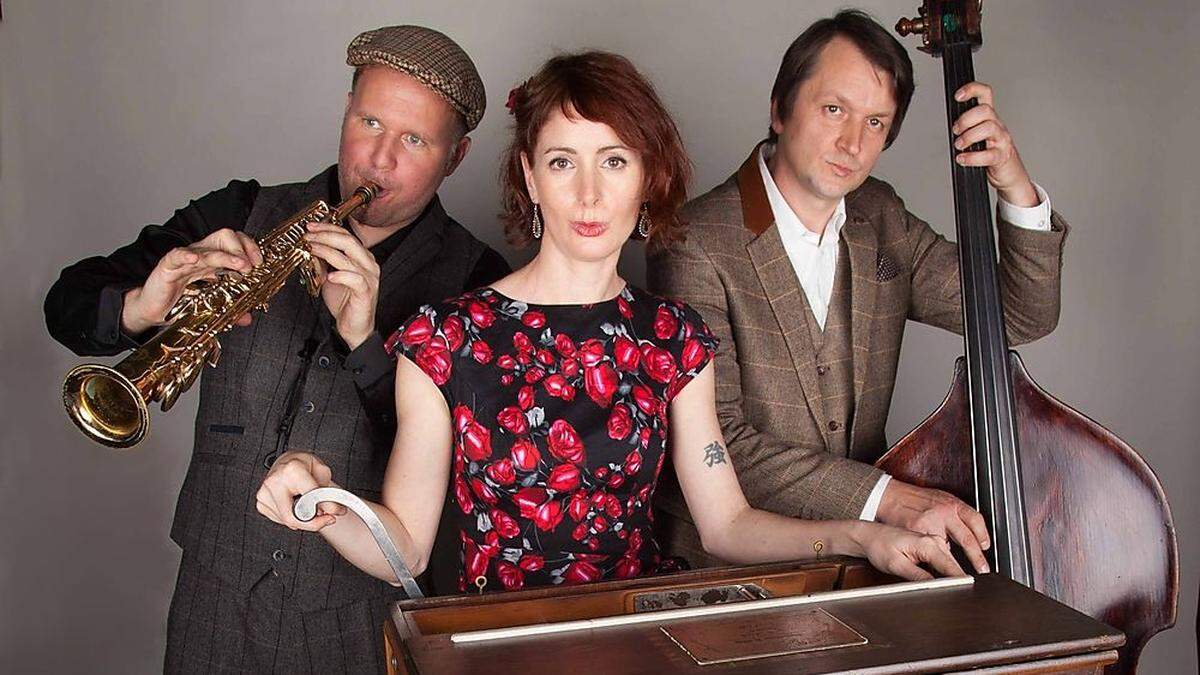 Die Swingband De Strawanza musiziert am 14. August in die Fürstenfelder Innenstadt