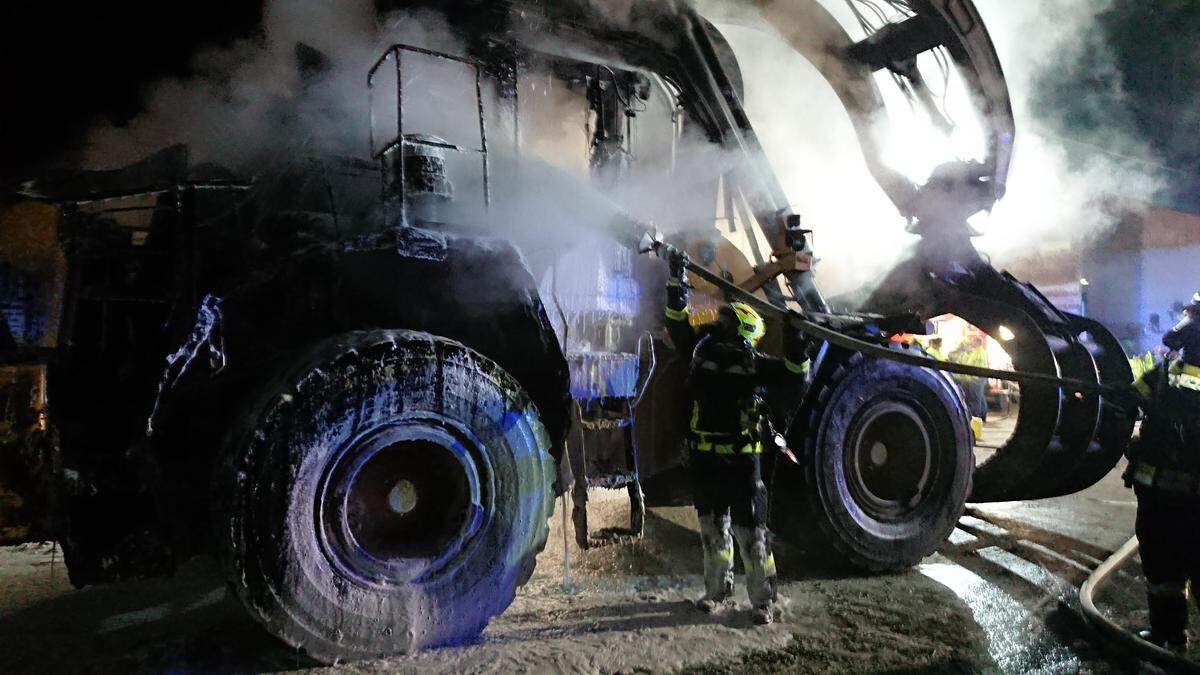 Die Feuerwehr konnte ein Übergreifen des Brandes verhindern