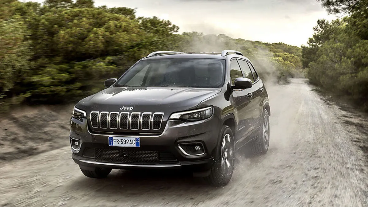 Zum Markenstart kommt der neue Cherokee mit 195 PS daher 