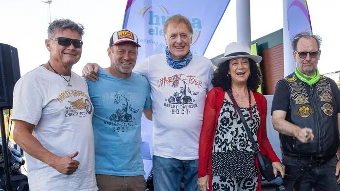 HD-Charity Fonds-Präsident Dieter Baier, Ex-Tennisprofi Stefan Koubek, das Schauspieler-Ehepaar Albert Fortell und Barbara Wussow sowie HD-Charity-Gründer Ferdinand Fischer (von links)