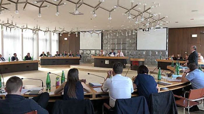 SP-Finanzstadtrat Willibald Mautner (r.) präsentierte gestern den Voranschlag 2020 im Gemeinderat