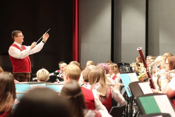 Adaptionen von Filmmusik waren ebenso im Programm wie Rockklassiker oder klassische Märsche.