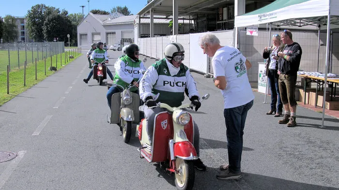 1952 rollte der erste Puch-Roller vom Band. Zu diesem 70-Jahr-Jubiläum trafen sich Freunde des motorisierten Zweirades beim Puch-Musuem in Graz zu einer Sternfahrt.
