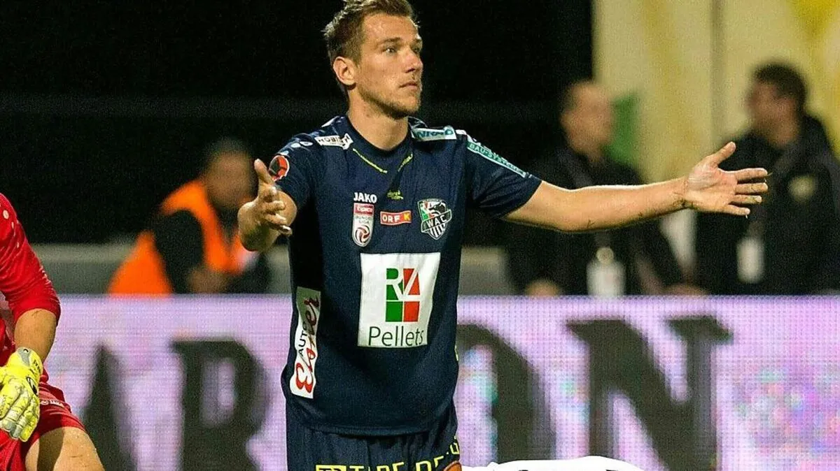 War das ein Foul von Mario Leitgeb? Der Schiri meinte schon. Kurz danach stand es 1:0 für Altach