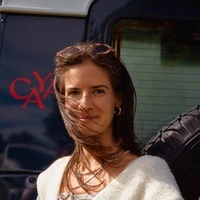 Fährt mit ihrem Range Rover zu den Veranstaltungen, für die sie mit ihrem Catering gebucht wird: die Völkermarkterin Julia Lobnig