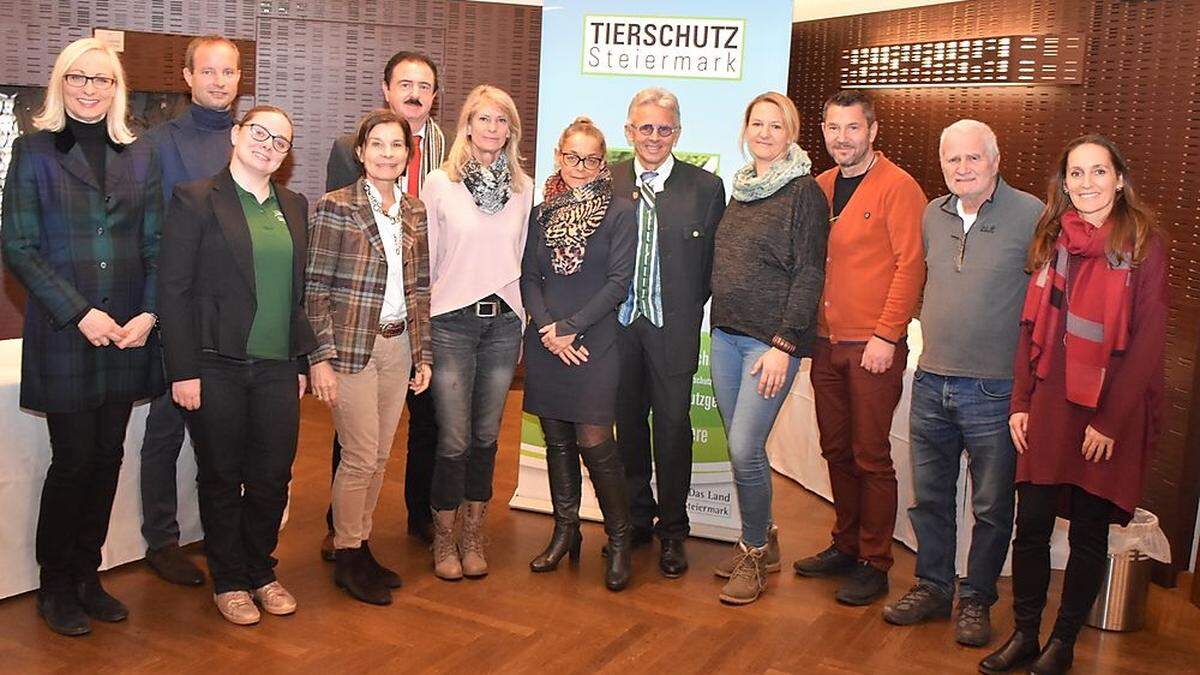 Auch für das Tierheim Franziskus in Rosental gab es eine Futterspende vom Land Steiermark