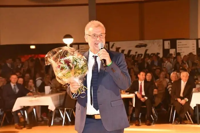 Direktor Manfred Regner bescheinigte den Jugendlichen beste Voraussetzungen, die bevorstehenden Prüfungen bestmöglich zu bestehen. 
