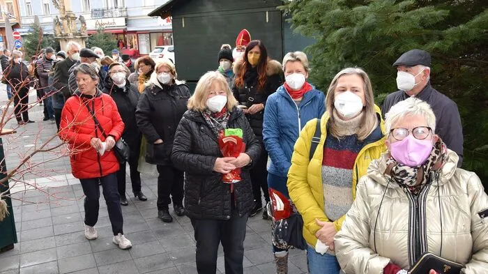 Viele treue Leserinnen und Leser kamen, um Benefizkekse zu kaufen. 12.467 Euro kamen für "Steirer helfen Steirern" zusammen.