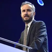 Jan Böhmermann sorgt mit einem Gastbeitrag in der „New York Times“ kurz vor der Bundestagswahl in Deutschland für Aufsehen