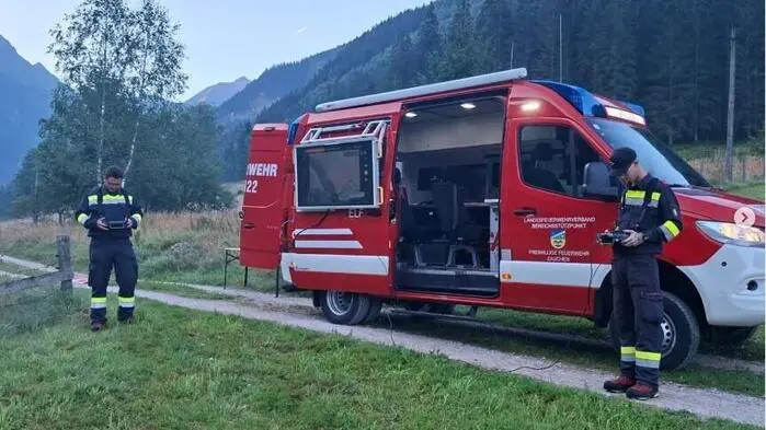 Frühmorgens war die FF Zauchen mit ihrer Drohne von der Sondlalm (Untertal) aus unterwegs