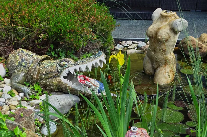 ... oder auch ein Krokodil aus Keramik, gestaltet von ....