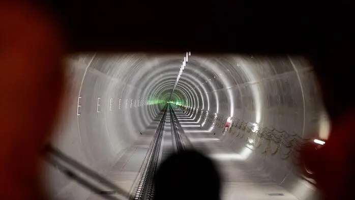 Gerade beim Tunnelbau gab es trotz Erkundungen immer wieder unvorhergesehene Probleme zu lösen