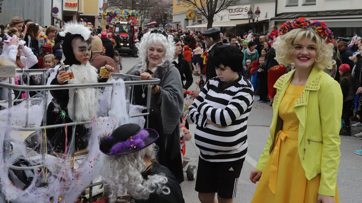 Buntes Treiben in Weiz
