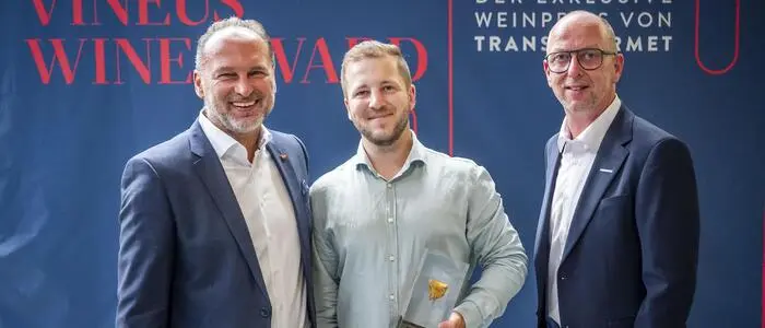 Peter Grill aus Leutschach (Mitte) ist „Newcomer-Winzer des Jahres“