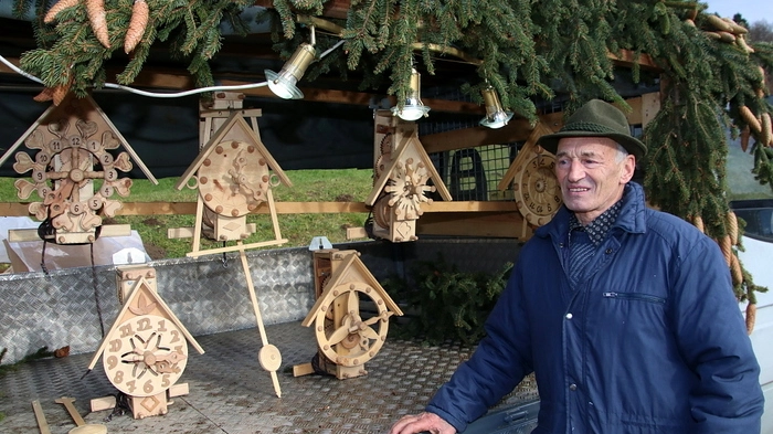 Einen kleinen Adventmarkt gab es auch heuer wieder in Hirschegg.