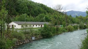 Statt den alten Pichler-Ställen wird das neue Einsatzzentrum hier an der Enns gebaut