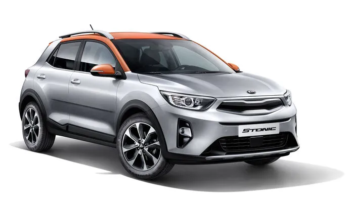 Kia hat den neuen Stonic enthüllt, der Ende des dritten Quartals 2017 zu den Händlern rollt. Wie für jedes Kia-Modell auf dem europäischen Markt gelten natürlich auch für den Neuling sieben Jahre Garantie bis höchstens 150.000 km Laufleistung.