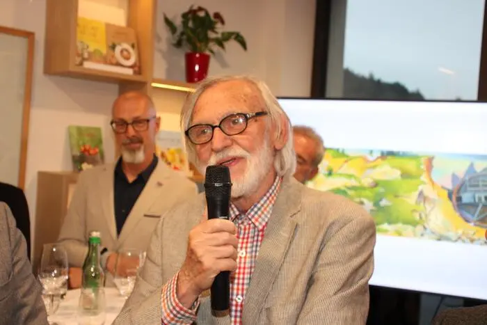 Franz Dampfhofer bei der Ausstellungseröffnung im Büro der Kleinen Zeitung