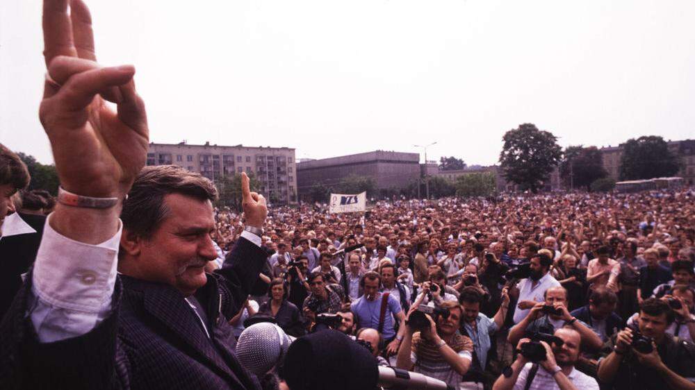 Freiheitsheld Lech Walesa bei den ersten freien Wahlen in Polen 1989