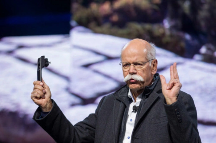 Die Marke von 10 Millionen Euro durchbrach den Angaben des Beratungsunternehmens hkp-Group zufolge auch Daimler-Vorstandsvorsitzender Dieter Zetsche (13,04 Millionen Euro)
