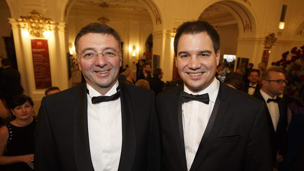 Rückblick auf die Opernredoute 2017, als Minister Jörg Leichtfried (SPÖ) und LH-Stv. Michael Schickhofer (SPÖ) in der Oper antanzten.