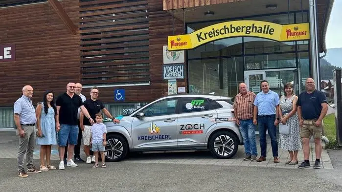 Bei einer kleinen Feier bedankte man sich bei den Unterstützern