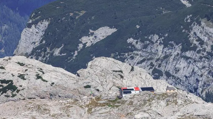 Die Teilnehmer werden auf der Simonyhütte übernachten