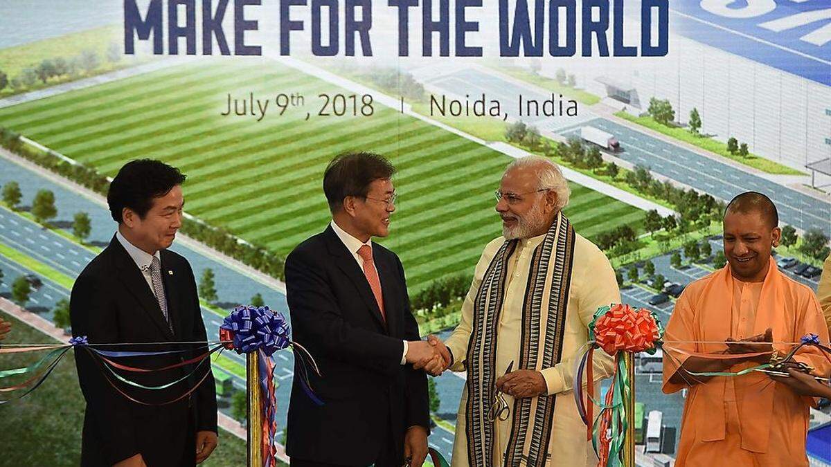 Sogar Indiens Premier Modi kam zur Eröffnung der Samsung-Fabrik