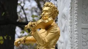 Das Johann-Strauss-Denkmal in Wien