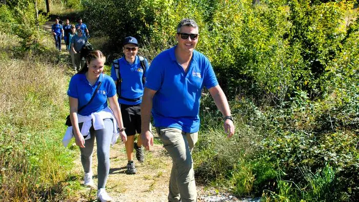 Der Kulmwandertag der Freiwilligen Feuerwehr Rohrbach am Kulm ist über die Bezirksgrenzen hinaus bekannt und lockte auch heuer wieder zahlreiche Wanderfreunde in die Gemeinde Pischelsdorf. 