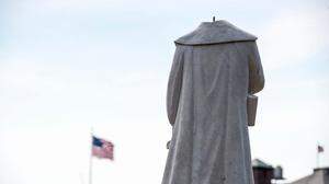 Enthauptete Statue von Christoph Kolumbus in Boston