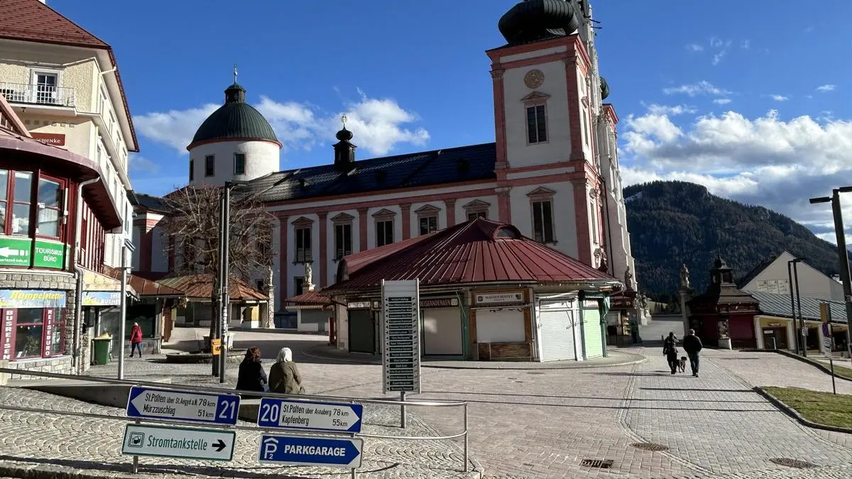 Wohin geht die Reise? Pilger können jetzt wieder ganz in der Nähe der Basilika ein- und aussteigen
