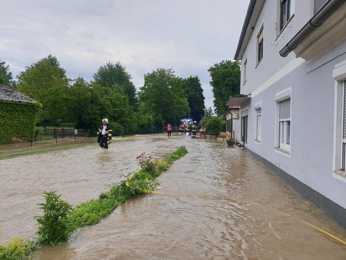 Neuerliche Hochwasser, so wie im Juni im oststeirischen Burgau (Bild), drohen 