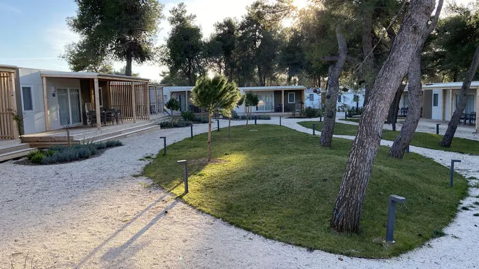 Mobile-Home-Siedlung am Falkensteiner-Camping-Platz-Zadar
