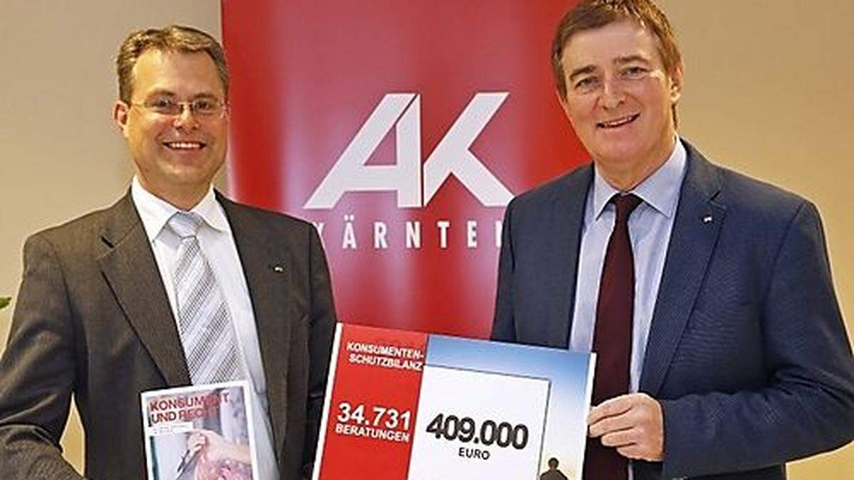 Stephan Achernig, Leiter AK-Konsumentenschutz und AK-Präsident Günther Goach (v.l.)