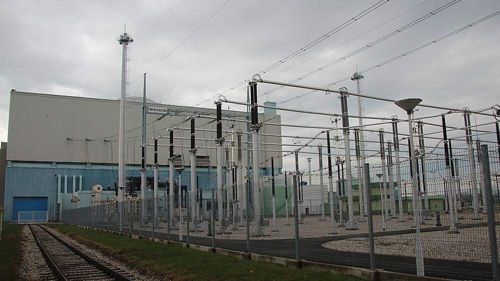 Das Atomkraftwerk Krško an der Save