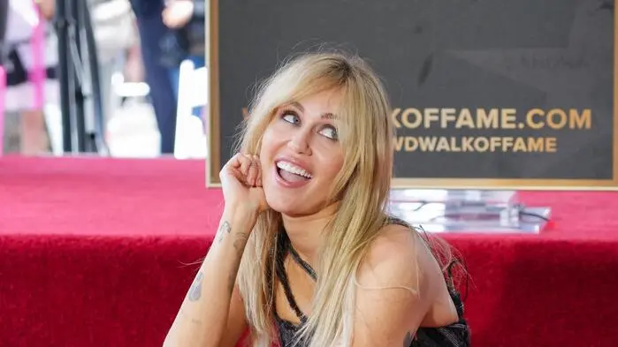 Seit sie denken kann, steht Miley Cyrus in der Öffentlichkeit