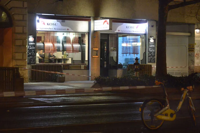 Ob der Verdächtige auch für die blutige Messerattacke auf die dreiköpfige Familie beim Nestroyplatz verantwortlich ist, war zunächst unklar. Mit Hilfe von Zeugen wollte man dies so rasch wie möglich abklären, so Maierhofer.