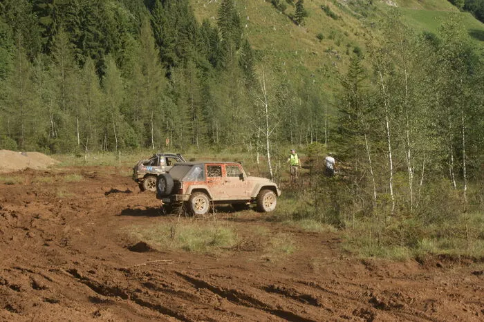 Reise-, Abenteuer- und Offroadbegeisterte haben wieder die Möglichkeit die Grenzen ihres Fahrzeuges zu erproben oder dabei zuzusehen.