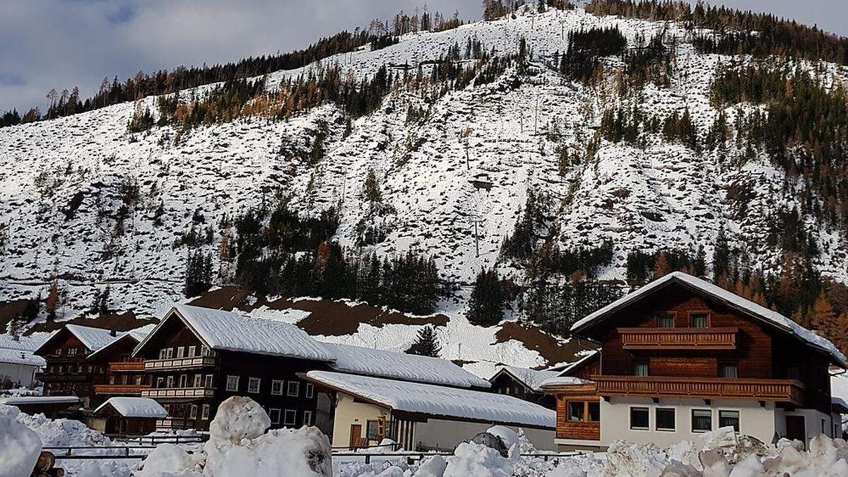 Waldhänge wurden durch Unwetterereignisse zerstört 