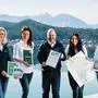 Von links: Bernadette Hanschur (Tourismusregion), Ines Berghoffer (Designagentur Dr. Puschnegg), Geschäftsführer der Tourismusregion Robert Karlhofer, Sarah Puschnegg (Designagentur Dr. Puschnegg) und Sabrina Sternjak (Tourismusregion)