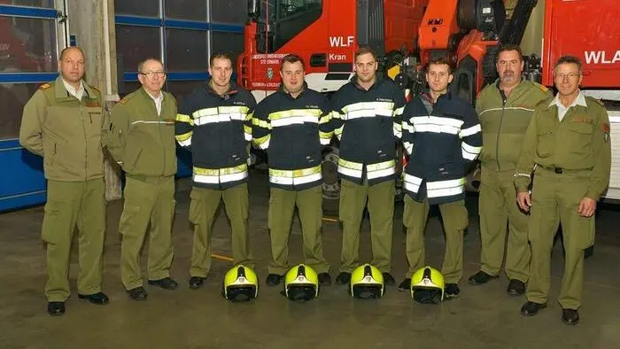 Die Hauptfeuerwehrmänner Roland Leitold und Mario Hengstler sowie die Löschmeister Christoph Wieser und Martin Pirkwieser von der Feuerwehr Knittelfeld stellten ihr Wissen im Bereich des Atemschutzwesens in der Feuerwehr- und Zivilschutzschule in Lebring unter Beweis.