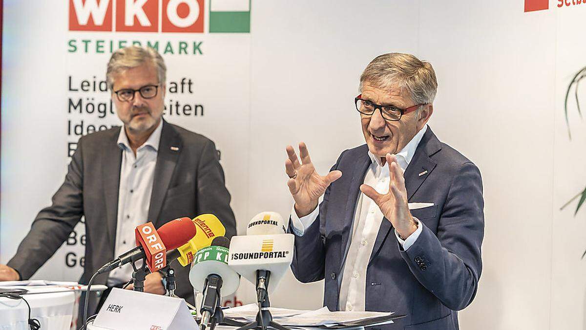 Wirtschaftskammerpräsident Josef Herk und Direktor Karl-Heinz Dernoscheg 